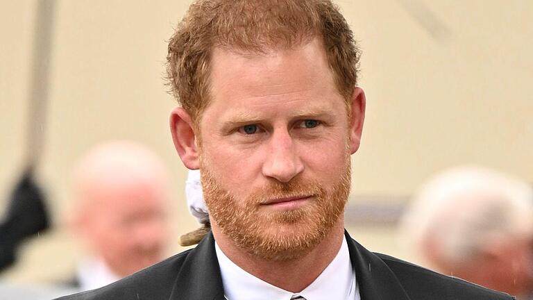 Prinz Harry.jpeg       -  Sollten Prinz Harry und Meghan gezwungen werden, weiterhin Teil des Königshauses zu bleiben?