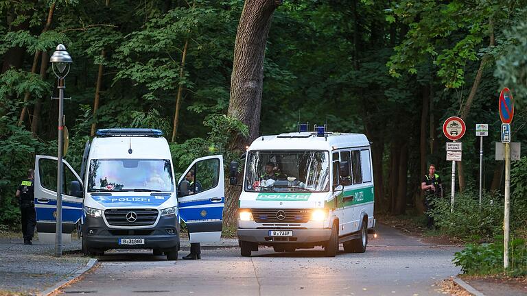 Löwen-Alarm.jpeg       -  Die Polizei sucht in Berlin nach einem entlaufenen Löwen.