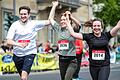 Bei schönem Wetter lockte der 34. Würzburger Residenzlauf viele Läuferinnen und Läufer sowie Besucher auf den Residenzplatz. Die Erwachsenen traten in verschiedenen Kategorien an, hier der Fit-and-fun-Lauf.&nbsp;