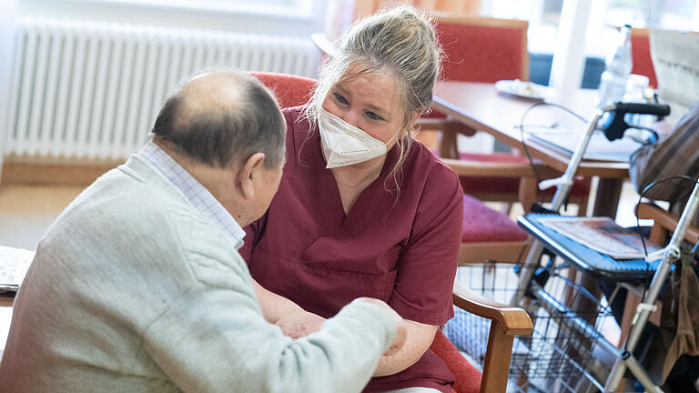 Das Klinikum Main-Spessart sieht gute Chancen, Geflüchtete aus der Ukraine in der Pflege zu beschäftigen. Ein Hindernis könnte jedoch die Sprachbarriere sein.