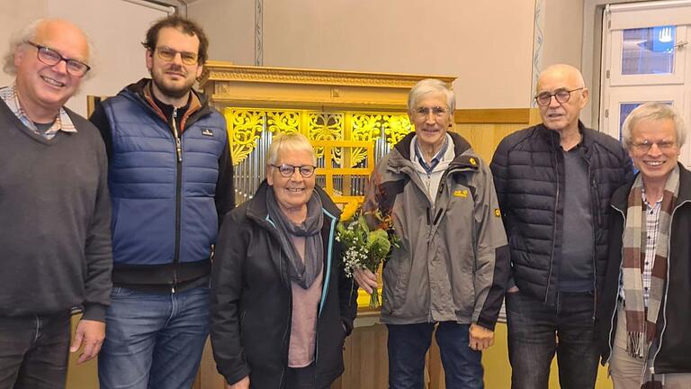 Auf dem Foto Christoph Schindler, Dominik Schindler, Ulrike Stanek, Gerhard Schnupp, Günter Hoffmann, Stefan Hiby. Auf dem Foto Christoph Schindler, Dominik Schindler, Ulrike Stanek, Gerhard Schnupp, Günter Hoffmann, Stefan Hiby.