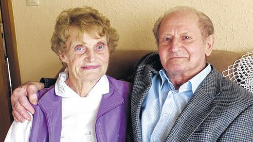 Haben vor 50 Jahren geheiratet: Karola und Richard Weber, zwei gebürtige Gauaschacher.