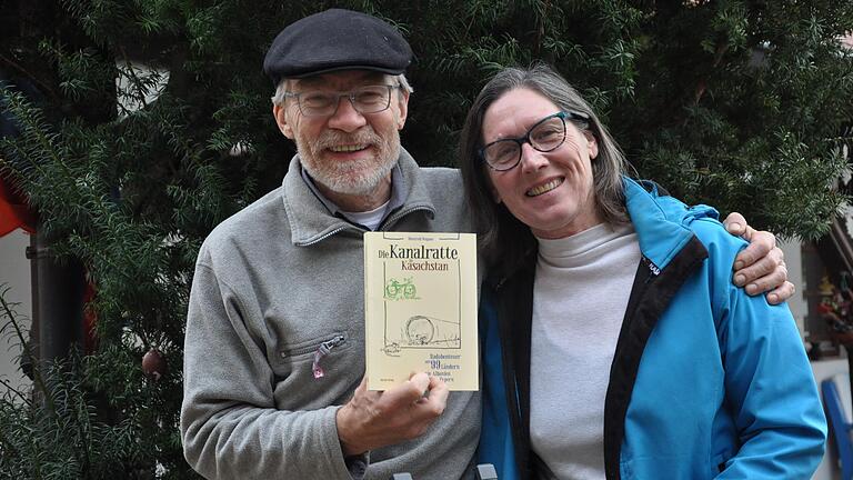 Manfred und Inge Wagner aus Holzhausen haben schon viel mit ihrem Drahtesel erlebt. Jetzt erschien das neue Buch über ihre Radreisen in alle Welt.