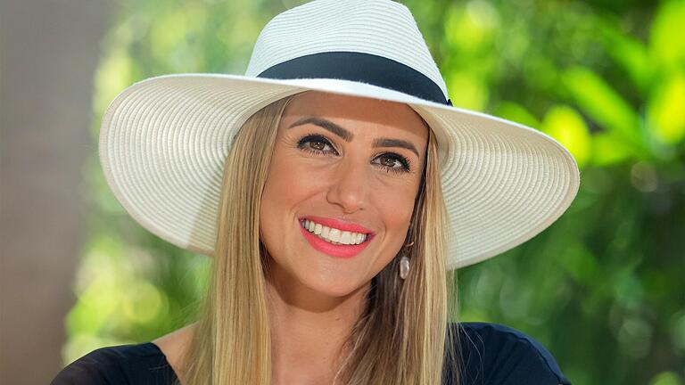 Alyssa aus Lohr ist Kandidatin bei 'Der Bachelor 2023'. Alyssa aus Lohr ist Kandidatin bei 'Der Bachelor 2023'.