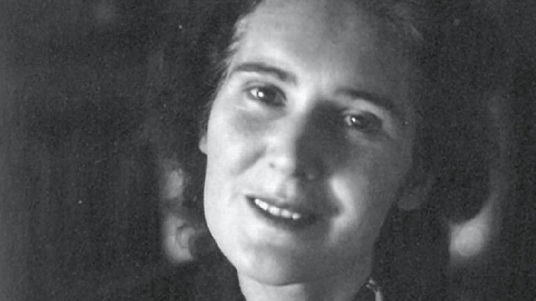 Gründerin, Leiterin und viele Jahrzehnte prägende Persönlichkeit: Lena Hutter (1911-2003).