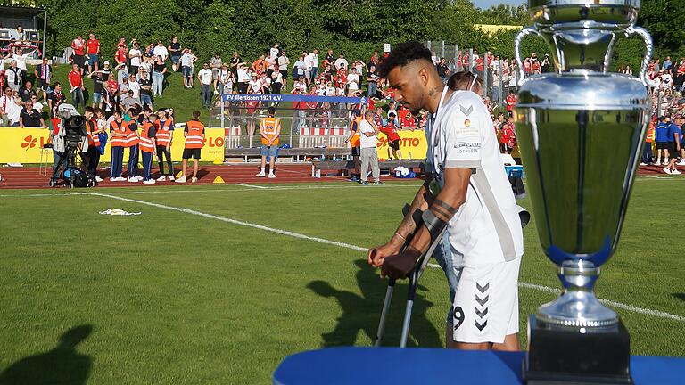 Michael Dellinger war der tragische Held des Pokalfinales zwischen dem FV Illertissen und dem TSV Aubstadt.