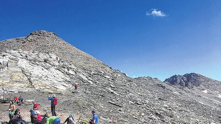 Da gehts rauf: Die Alpenüberquerung war für die fünf Mountainbiker alles andere als ein Zuckerschlecken.