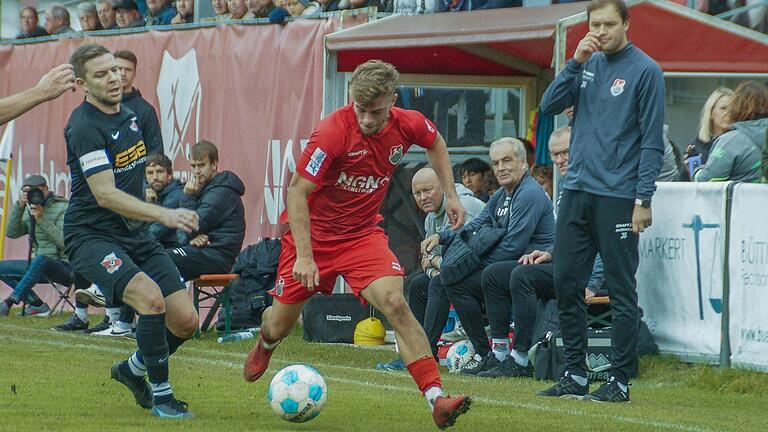 Marvin Weiß und sein TSV Aubstadt müssen am Dienstag in Buchbach ran.