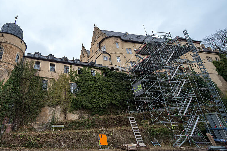 2017 erfolgten Notsicherungsmaßnahmen an der Vorburg. 2017 erfolgten Notsicherungsmaßnahmen an der Vorburg.