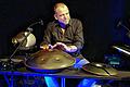 Fingerfertig: Martin Kälberer ist ein Künstler am Klavier, aber auch an seinen Metallinstrumenten. Mit seinem Konzert &bdquo;Suono&ldquo; faszinierte er die Zuhörer in der Rathaushalle in Haßfurt.
