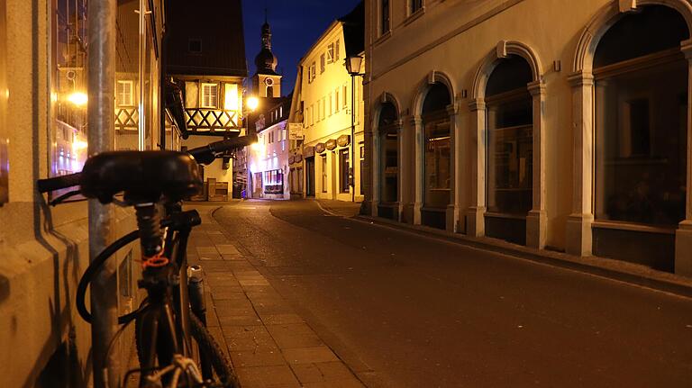Die Obere Kirchgasse wirkt vergangenen Sonntagabend wie ausgestorben. Aber in den letzten Wochen rückte dort mehrfach die Polizei an. Die Obere Kirchgasse wirkt vergangenen Sonntagabend wie ausgestorben. Aber in den letzten Wochen rückte dort mehrfach die Polizei an.