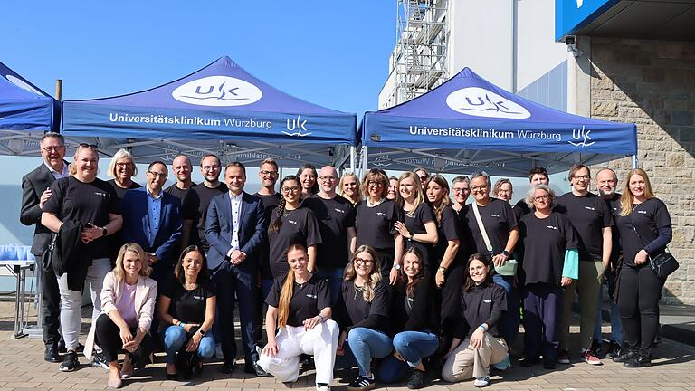 Über ein Jahr hatte ein Projektteam aus der UKW-Pflege mit rund 50 Personen an verschiedenen Themen gearbeitet. Am 10. April wurde die Image-Kampagne in Würzburg vorgestellt.