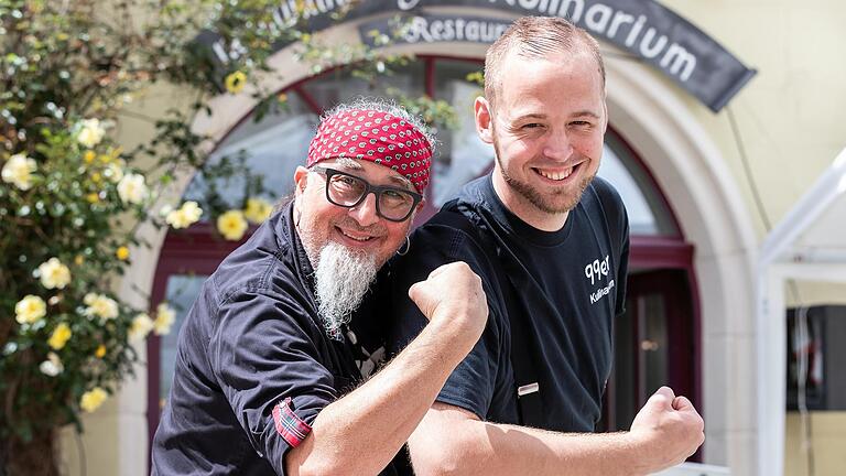 Einst hat Lukas Rönninger (rechts) bei Stefan Marquard gearbeitet. Mittlerweile hat er in Iphofen selbst ein Restaurant.&nbsp;