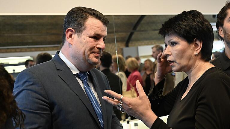 Arbeitsminister Heil besucht ukrainische Geflüchtete - Setzt auf den „Job-Turbo”: Arbeitsminister Hubertus Heil. (Archivfoto) Arbeitsminister Heil besucht ukrainische Geflüchtete - Setzt auf den „Job-Turbo”: Arbeitsminister Hubertus Heil. (Archivfoto)