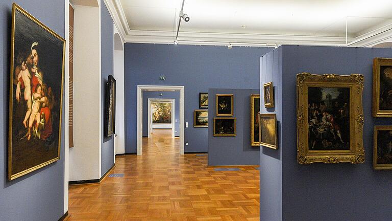 Blick in die Gemäldegalerie des Martin von Wagner Museums der Universität Würzburg nach der Wiedereröffnung 2018. Die neue Beleuchtungsanlage stiftete das Ehepaar Wellhöfer. Blick in die Gemäldegalerie des Martin von Wagner Museums der Universität Würzburg nach der Wiedereröffnung 2018. Die neue Beleuchtungsanlage stiftete das Ehepaar Wellhöfer.