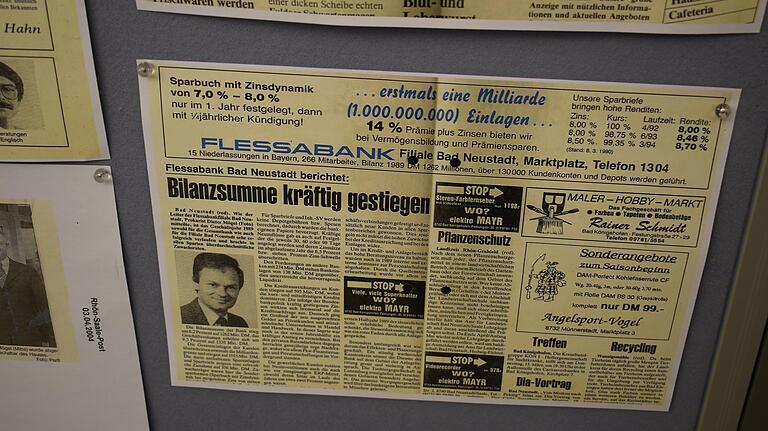 Nostalgischer Blick zurück in eine Zeit, in der es auf ein Sparbuch noch sieben oder gar acht Prozent Zinsen gab. Nostalgischer Blick zurück in eine Zeit, in der es auf ein Sparbuch noch sieben oder gar acht Prozent Zinsen gab.