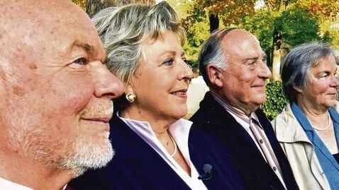 &bdquo;Mutter Beimer&ldquo;, ihre Würzburger Cousins und ihre Cousine (v. l.): Alfred Weidner, Marie-Luise Marjan, Dr. Erich Meyer, Maria Weidner.