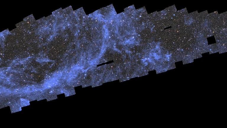 Erster Teil der 'Euclid'-Himmelskarte veröffentlicht - Bisher hat „Euclid” ein Prozent jenes Himmelsausschnitts fotografiert, den das Teleskop binnen sechs Jahren aufzeichnen soll. Erster Teil der 'Euclid'-Himmelskarte veröffentlicht - Bisher hat „Euclid” ein Prozent jenes Himmelsausschnitts fotografiert, den das Teleskop binnen sechs Jahren aufzeichnen soll.