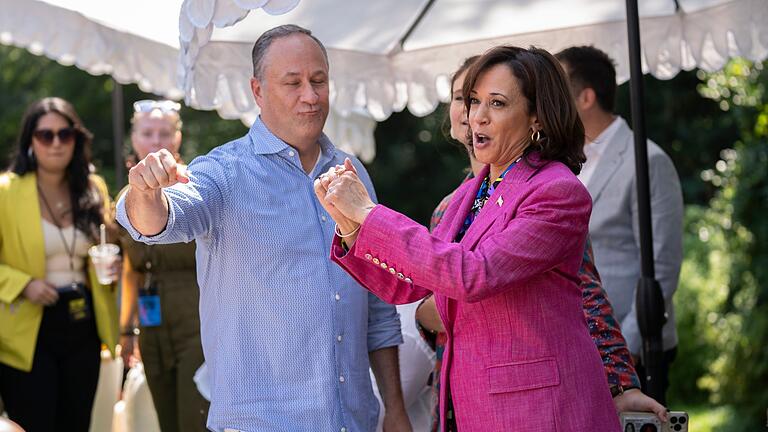 Kamala Harris       -  Kamala Harris tanzt gerne.
