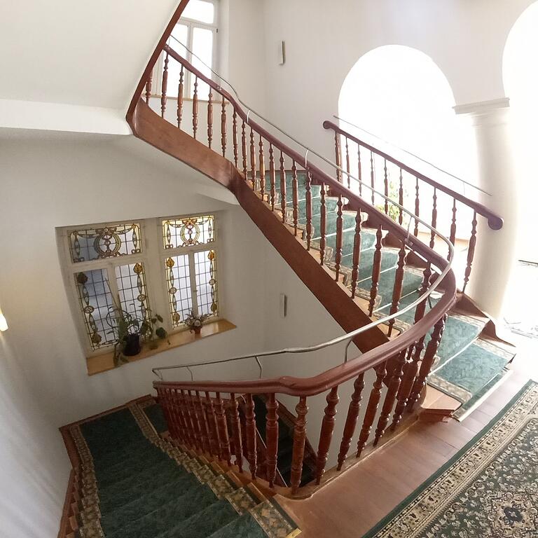 Faszinierend: das historisches Ambiente im Inneren des Ballinghauses in Bad Kissingen. Faszinierend: das historisches Ambiente im Inneren des Ballinghauses in Bad Kissingen.