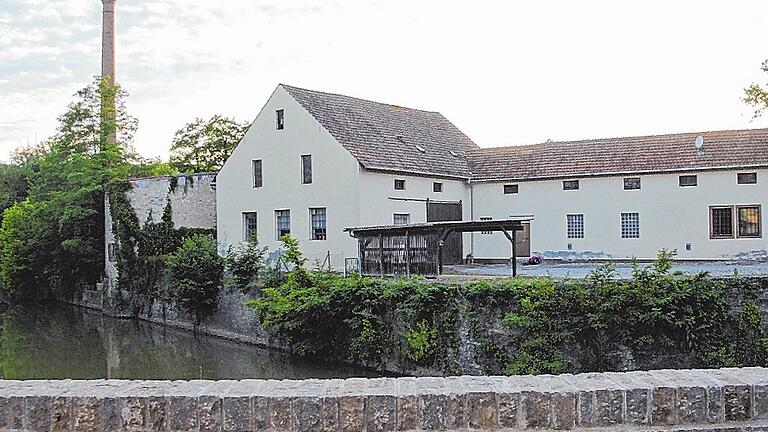 Mit dem Gelände des alten Hafens will sich die Stadt Marktsteft für das Bildungszentrum für nachhaltige Entwicklung des Landkreises bewerben. Mit dem Gelände des alten Hafens will sich die Stadt Marktsteft für das Bildungszentrum für nachhaltige Entwicklung des Landkreises bewerben.