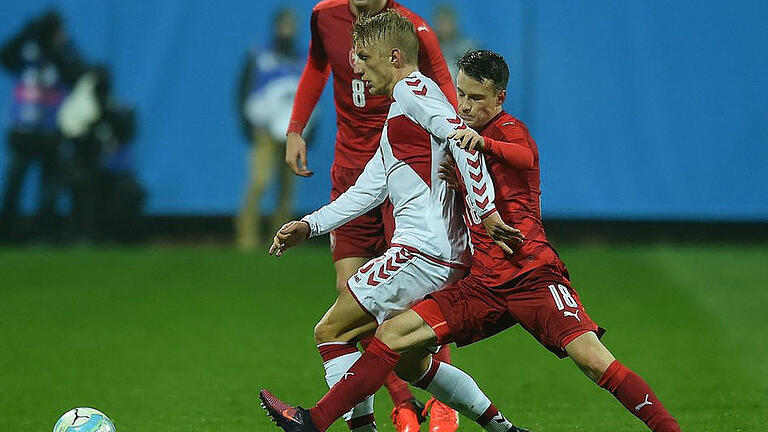 Unentschieden       -  Tschechien und Dänemark trennten sich 1:1. Foto: Filip Singer