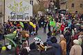 Angeführt wurde der 44.Jubiläumszug mit einem großen Schild auf einem alten Dieselross. Dahinter die App-Gruppe und der Wagen der Rockgruppe Kiss.