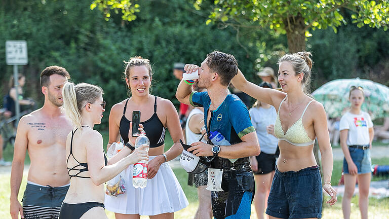 Rund 750 Teilnehmer beim Lifestyle Fun Triathlon am Sonntag 19.06.22 rund um den Erlabrunner Baggersee.