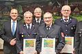Ehrungen für 40 Jahre aktiven Feuerwehrdienst, von links: Zweiter Kommandant Frank Strietzel, Bürgermeister Mario Götz, Kommandant Elmar Sell, Roland Veth, Hubert Büchner, Dieter Heilmann und Kreisbrandmeister Torsten Büchner       -  Ehrungen für 40 Jahre aktiven Feuerwehrdienst, von links: Zweiter Kommandant Frank Strietzel, Bürgermeister Mario Götz, Kommandant Elmar Sell, Roland Veth, Hubert Büchner, Dieter Heilmann und Kreisbrandmeister Torsten Büchner