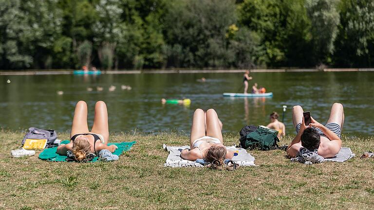 Noch sind die Temperaturen angenehm. Ab Montag wird auch in Unterfranken eine Hitzewelle mit Temperaturen über 30 Grad Celsius erwartet. Noch sind die Temperaturen angenehm. Ab Montag wird auch in Unterfranken eine Hitzewelle mit Temperaturen über 30 Grad Celsius erwartet. 