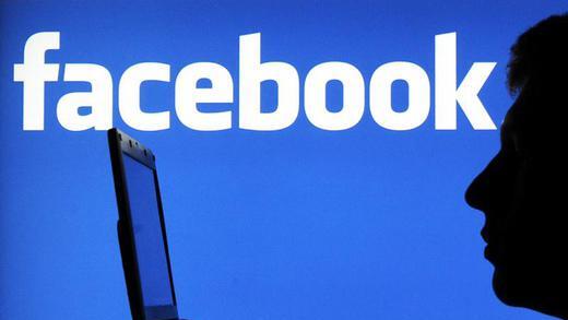Facebook       -  Wenige Wochen vor dem erwarteten Börsengang von Facebook ist das gigantische Wachstum der Vorjahre vorbei. Foto: Julian Stratenschulte