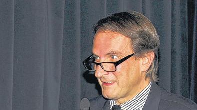 „Die Objektkunst von Hans Doppel aus Haßfurt ist nicht einfach so in die Welt gesetzt, sondern wird bis ins Detail gründlich durchdacht“, sagt der Kunsthistoriker Dr. Matthias Liebel. „Die Objektkunst von Hans Doppel aus Haßfurt ist nicht einfach so in die Welt gesetzt, sondern wird bis ins Detail gründlich durchdacht“, sagt der Kunsthistoriker Dr. Matthias Liebel.