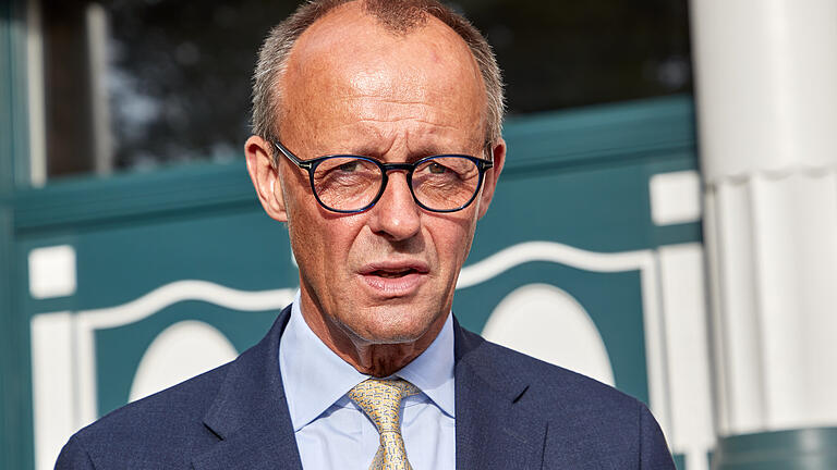 Friedrich Merz in Schleswig-Holstein, wo seit einem Jahr eine schwarz-grüne Koalition regiert. Friedrich Merz in Schleswig-Holstein, wo seit einem Jahr eine schwarz-grüne Koalition regiert. 