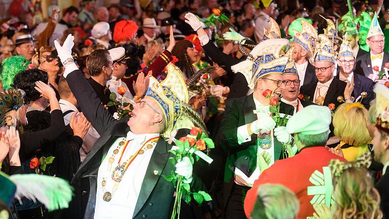 Rosenmontagssitzung der Kitzinger Karnevalsgesellschaft im Februar 2020: Wenn die Narren los sind, erwacht die Florian-Geyer-Halle regelmäßig zum Leben.