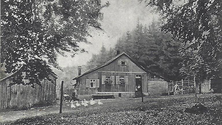 Eine Postkarte zeigt das Torhaus Aurora um das Jahr 1900.