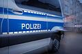 Polizei - Symbolbild       -  Die Polizei sucht nach Hinweisen zu einem Raubüberfall auf eine Seniorin in Eching. (Symbolbild)