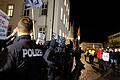 Die andauernden Demonstrationen in Bad Neustadt und Bad Königshofen rufen auch Unmut bei den Anwohnern hervor. Bei dem Foto handelt es sich um ein Archivbild vom Februar 2022. Bei der Montagsdemo in Bad Neustadt fand auch eine Gegendemo statt.