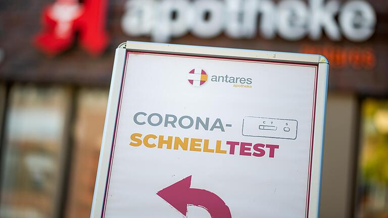 Ab Montag, 11. Oktober, sind Corona-Schnelltests auch in Bayern für die meisten Bürger nicht mehr kostenlos. Allerdings gibt eine ganze Reihe von Ausnahmen von der neuen Kostenpflicht. Ab Montag, 11. Oktober, sind Corona-Schnelltests auch in Bayern für die meisten Bürger nicht mehr kostenlos. Allerdings gibt eine ganze Reihe von Ausnahmen von der neuen Kostenpflicht.