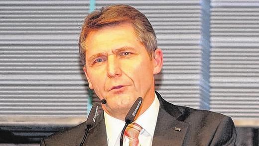 &bdquo;Wir setzen auf gute Ausbildung und übernehmen gute Auszubildende.&ldquo; Klaus Moik, Vorsitzender des Betriebsrates.
