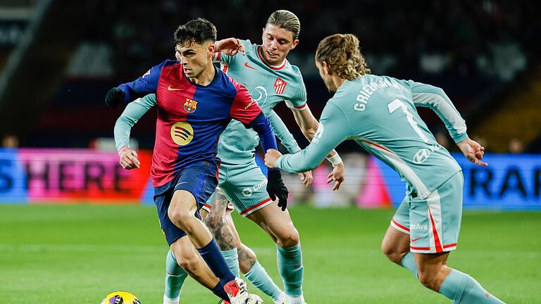 FC Barcelona - Atlético Madrid - Barcelonas Torschütze Petri (links) war von Atlético oft nicht zu stoppen FC Barcelona - Atlético Madrid - Barcelonas Torschütze Petri (links) war von Atlético oft nicht zu stoppen