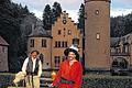 Singende Spessarträuber: &bdquo;Ach das könnte schön sein&ldquo; heißt es in diesem Sommer wieder vor Schloss Mespelbrunn.