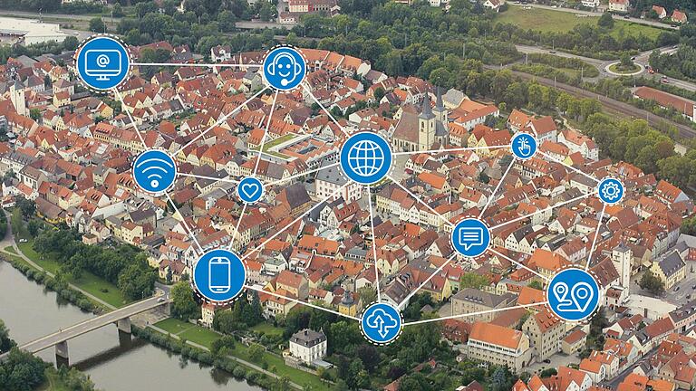 Wie kann Haßfurt innovativer und digitaler vernetzt werden? Das ist eine der Fragen, die im Rahmen des Projekts Smart Green City beantwortet werden sollen. Interessierte Bürger können sich bald über solche Themen im Stadtlabor informieren.