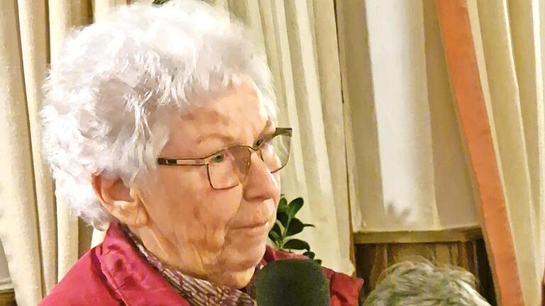 In berührenden Statements erzählten verschiedene Menschen von ihren Begegnungen und Erfahrungen mit Gott.       -  In berührenden Statements erzählten verschiedene Menschen von ihren Begegnungen und Erfahrungen mit Gott.