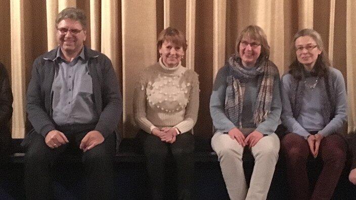 Der neue Aufsichtsrat der Genossenschaft Roxy-Kino (von links): Hans Lang, Vorsitzender Bernhard Michels, Brigitte Endres-Paul, Gisela Kramer-Grünwald, die stellvertretende Vorsitzende Carola Köhne und Gerhard Klein.