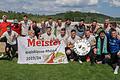 Die SG Sportfreunde Herbstadt/TSV Irmelshausen feiert die Meisterschaft in der Kreisklasse Rhön2.