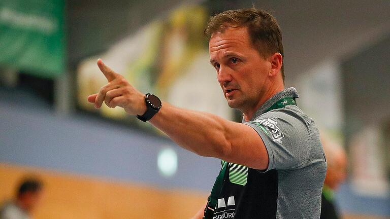 Anfang Juli nimmt Trainer Dusan Suchy mit seiner DJK Waldbüttelbrunn die Vorbereitung auf die Drittliga-Saison in Angriff.
