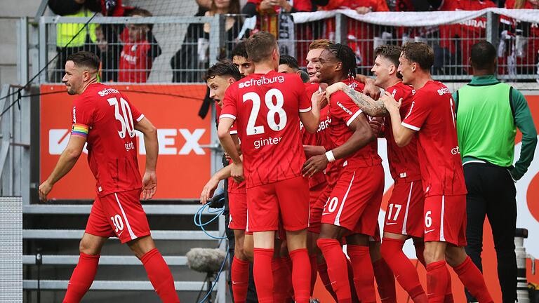 SC Freiburg.jpg       -  Runde 2 im DFB-Pokal 24/25: SC Freiburg gegen HSV. Hier gibt es alle Infos rund um Termin, Uhrzeit und Übertragung.