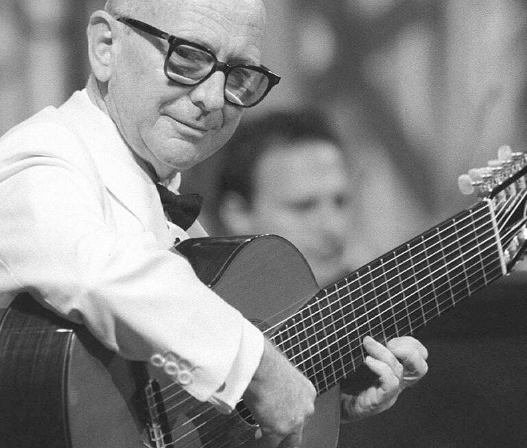 Meister auf der zehnsaitigen Gitarre: Narciso Yepes (1927-1997).