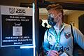 Mundschutz ist Pflicht: Julian Gressel bei der Ankunft in Florida. Im Walt Disney Ressort in Orlando trägt die Major League Soccer ein fünfwöchiges Turnier aus. Foto: D.C. United       -  Mundschutz ist Pflicht: Julian Gressel bei der Ankunft in Florida. Im Walt Disney Ressort in Orlando trägt die Major League Soccer ein fünfwöchiges Turnier aus. Foto: D.C. United