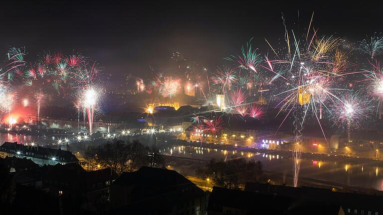 Das war das letzte Silvester vor der Corona-Pandemie: Blick auf das Feuerwerk am 31. Dezember 2019.